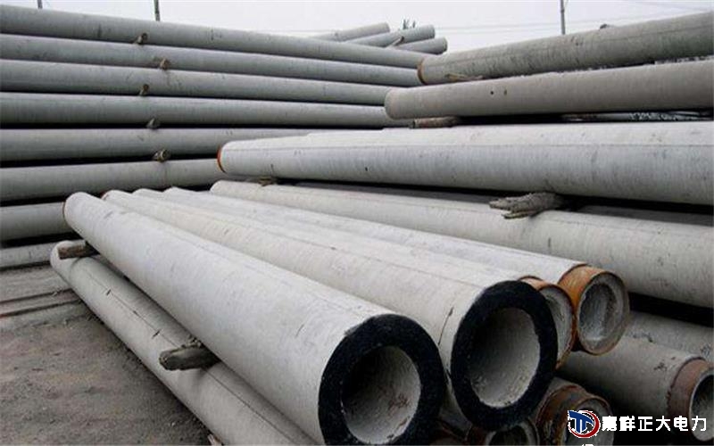 拉线加固法，在转角电线杆处使用拉线加固，拉线选择钢绞线，拉线好处是使电线的拉力减轻