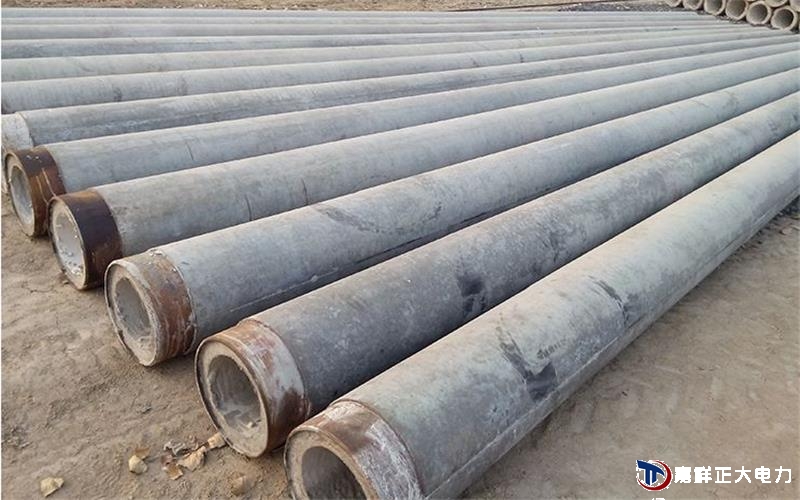 9米电线杆逐渐取代了木头电线杆，耐腐蚀，耐高温抗裂性更强，电线杆的外观光滑更利于城市的美化